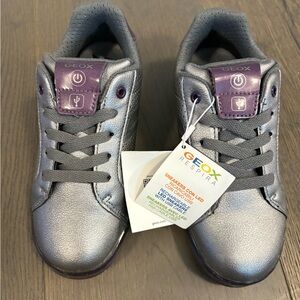 Geox girls silver shoes sz 13 new in box retail $139